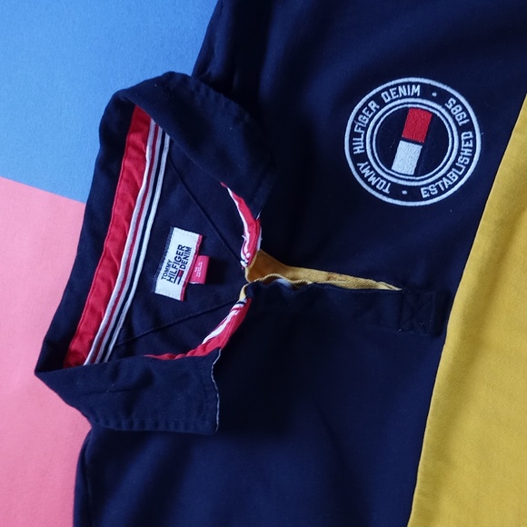 Tommy Hilfiger Denim Patched Big Print Long Sleeve T-Shirt Yellow - Picture 4 of 11